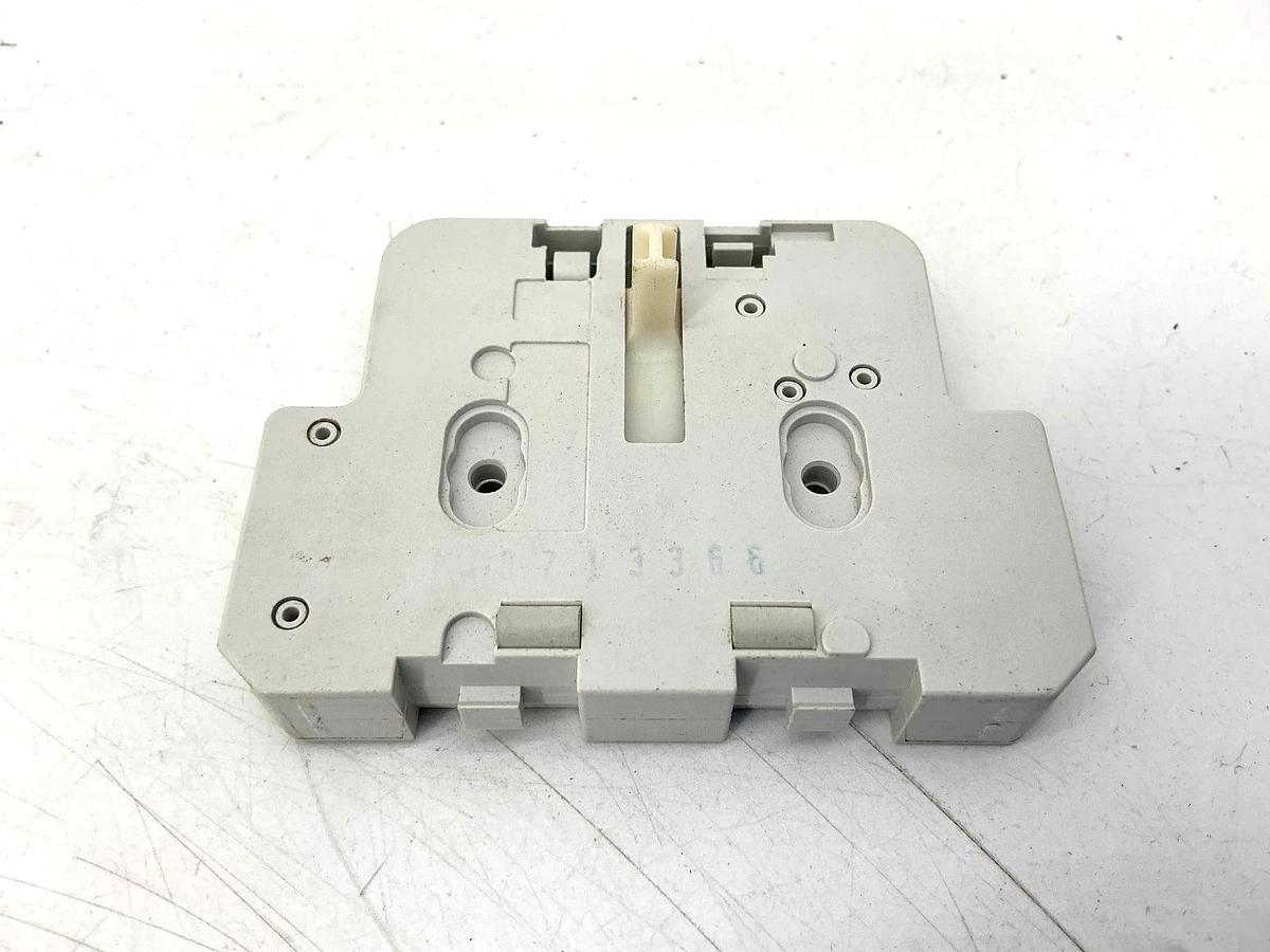 New Siemens 3TY7561-1AA00 Auxiliary Switch Block for Contactors 1NO & 1NC No Box