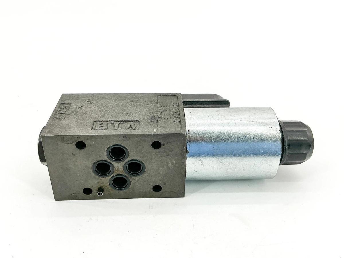 Used Parker D1VW020BNJW4 91 Hydraulic Control Valve 4000PSI 24VDC 1.39A