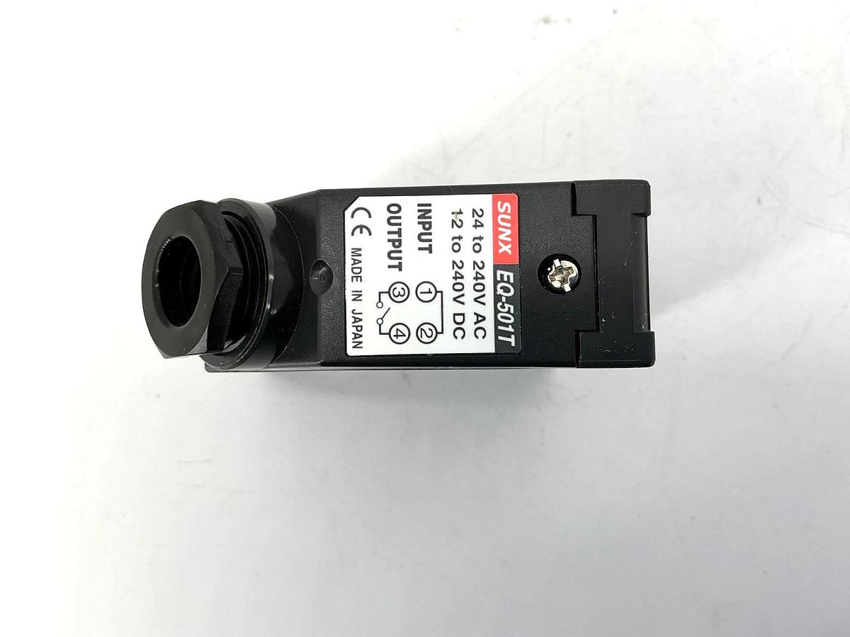 New SUNX EQ-501T Photoelectric Sensor Range: 2.5m 24-240VAC/12/240VDC UEQ501T