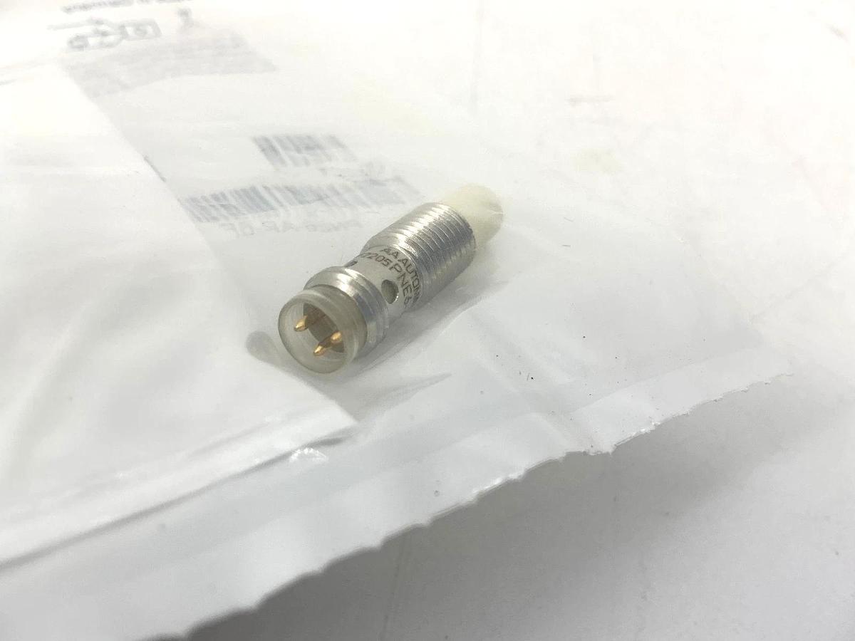 New Automation Direct PNE6-AP-6F Inductive Proximity Sensor SR-6mm 3Pin 10-30VDC