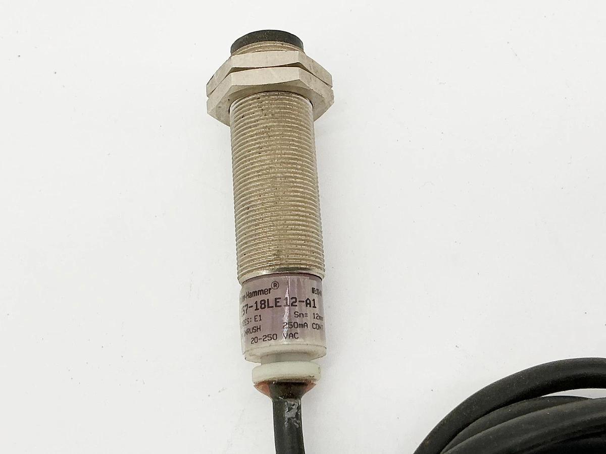 New Cutler Hammer E57-18LE12-A1 Inductive Proximity Sensor 250V Ser.E1 - No Box