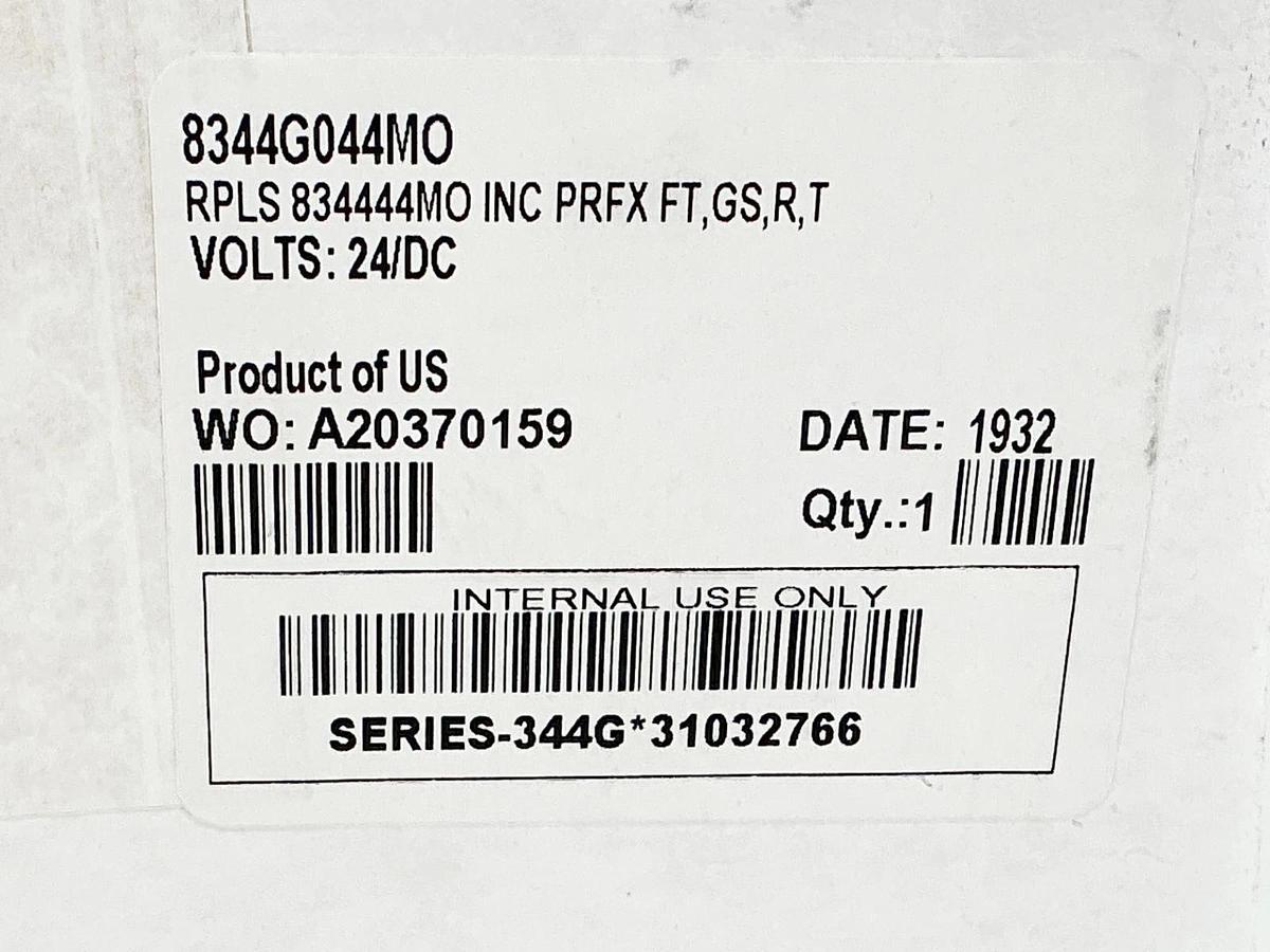 New Asco 8344G044MO 24VDC Solenoid Valve 125PSI 1/4" Pipe 10.6W