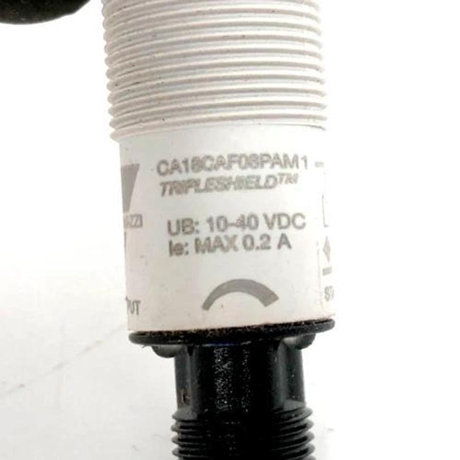 New Carlo Gavazzi CA18CAF08PAM1 Capacitive Proximity Sensor 10-40VDC