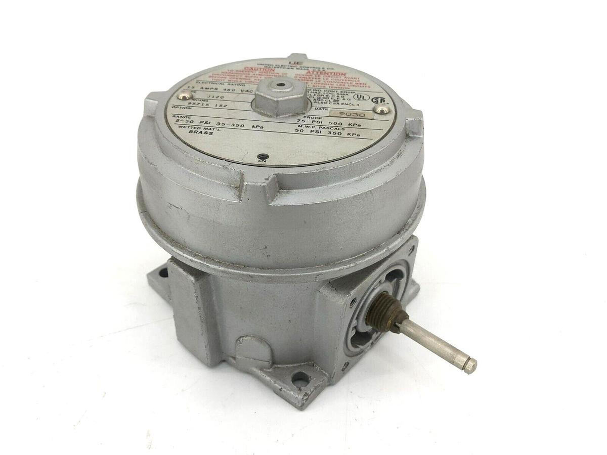 Used United Electric 95715 152 Pressure Switch 15A 480VAC 5-50psi (Missing Parts)
