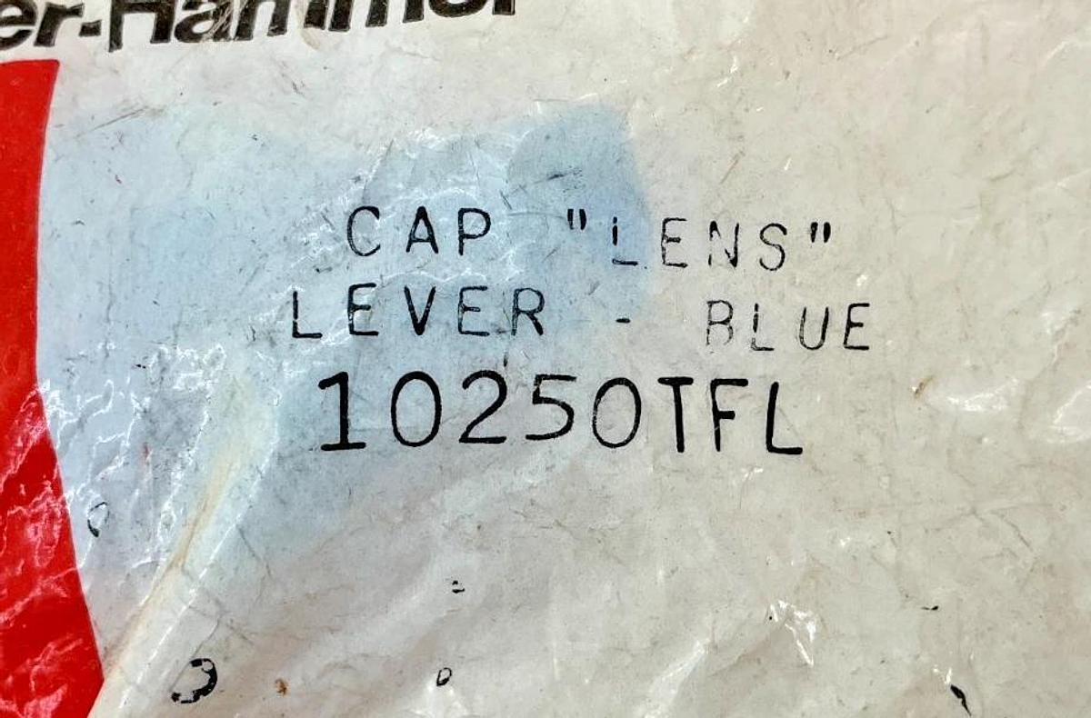 Lot of 3 New Eaton Cutler-Hammer 10250TFL Selector Switch Cap Lens Lever Blue