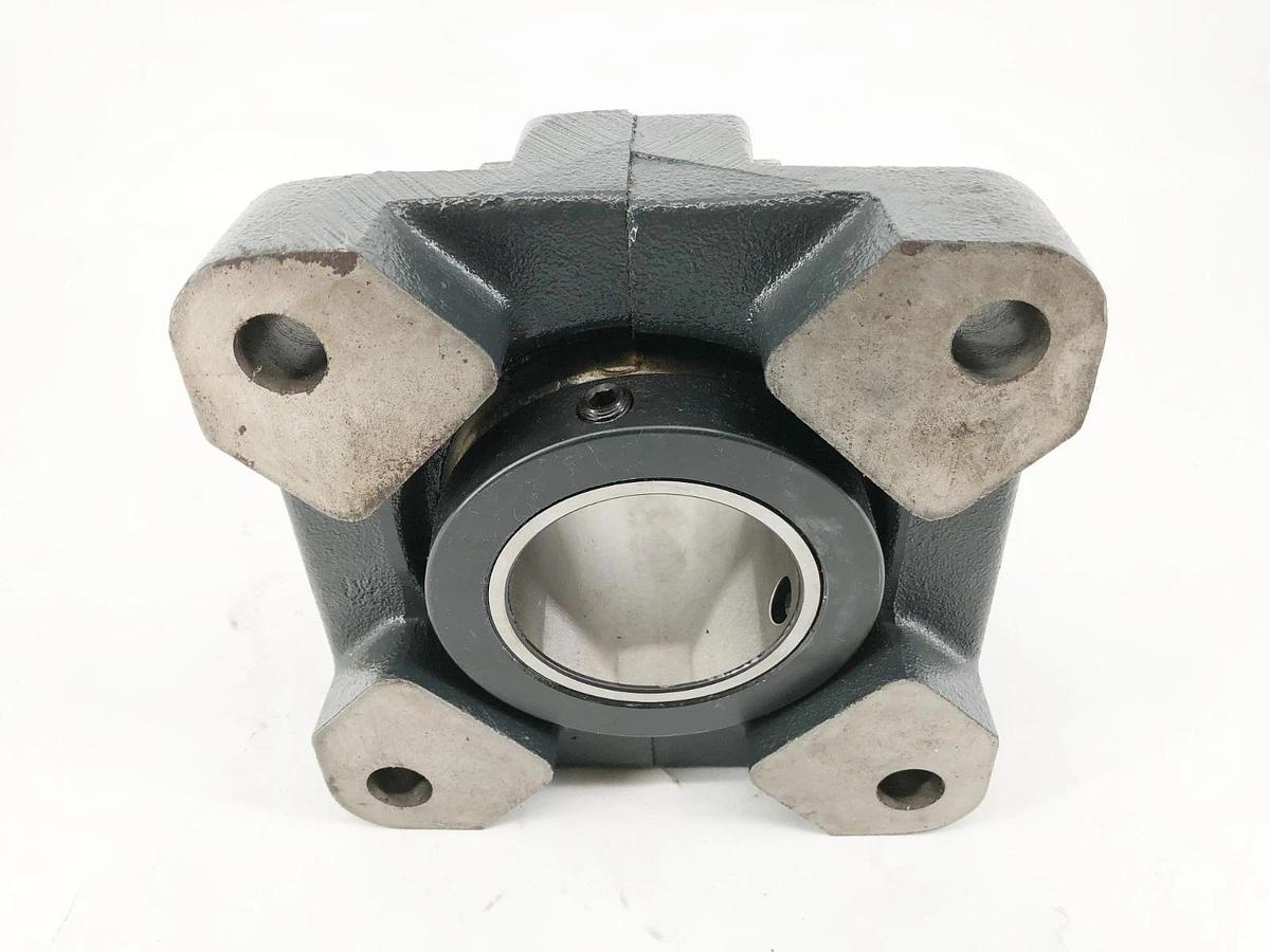 New Sealmaster RFB-300C Flange Mount Tapered Roller Bearing 3" Bore - No Box