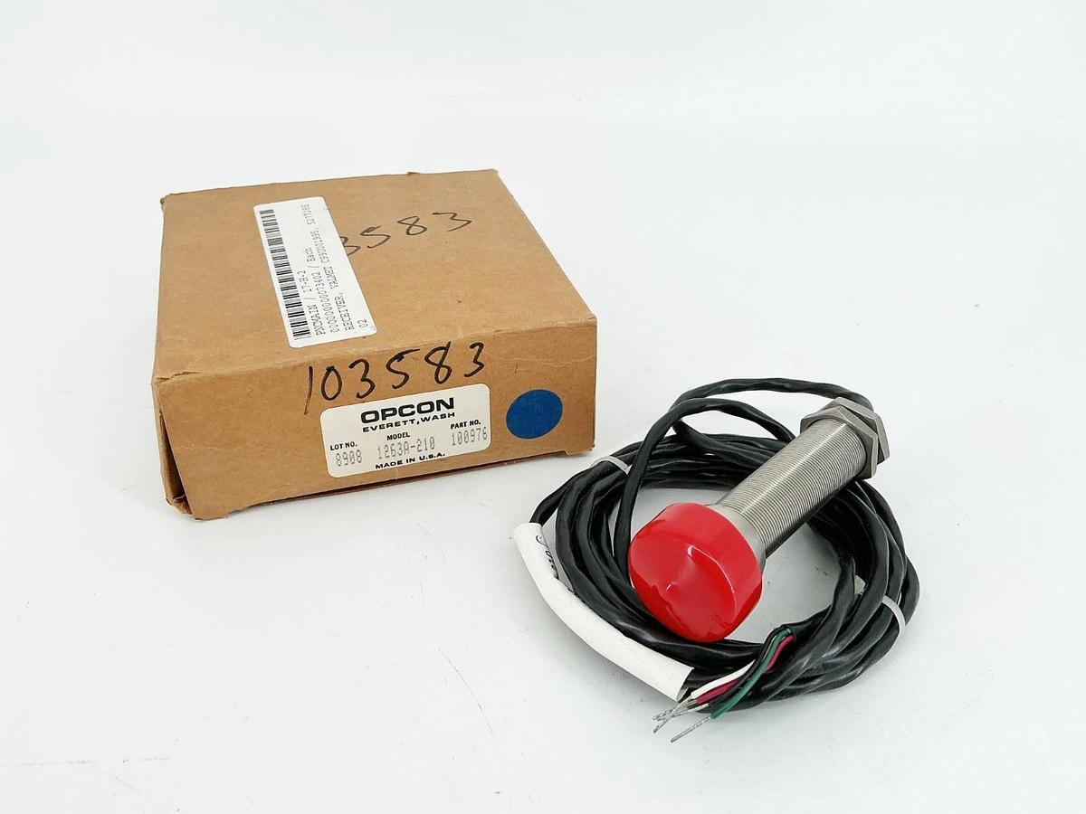 New Opcon 1263A-210 Photoelectric Sensor 4 Wire 100976