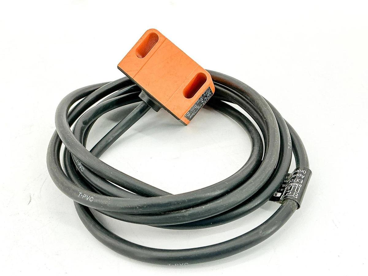 Used IFM IN0100 IND2004DAROA Proximity Switch 140V 200mA