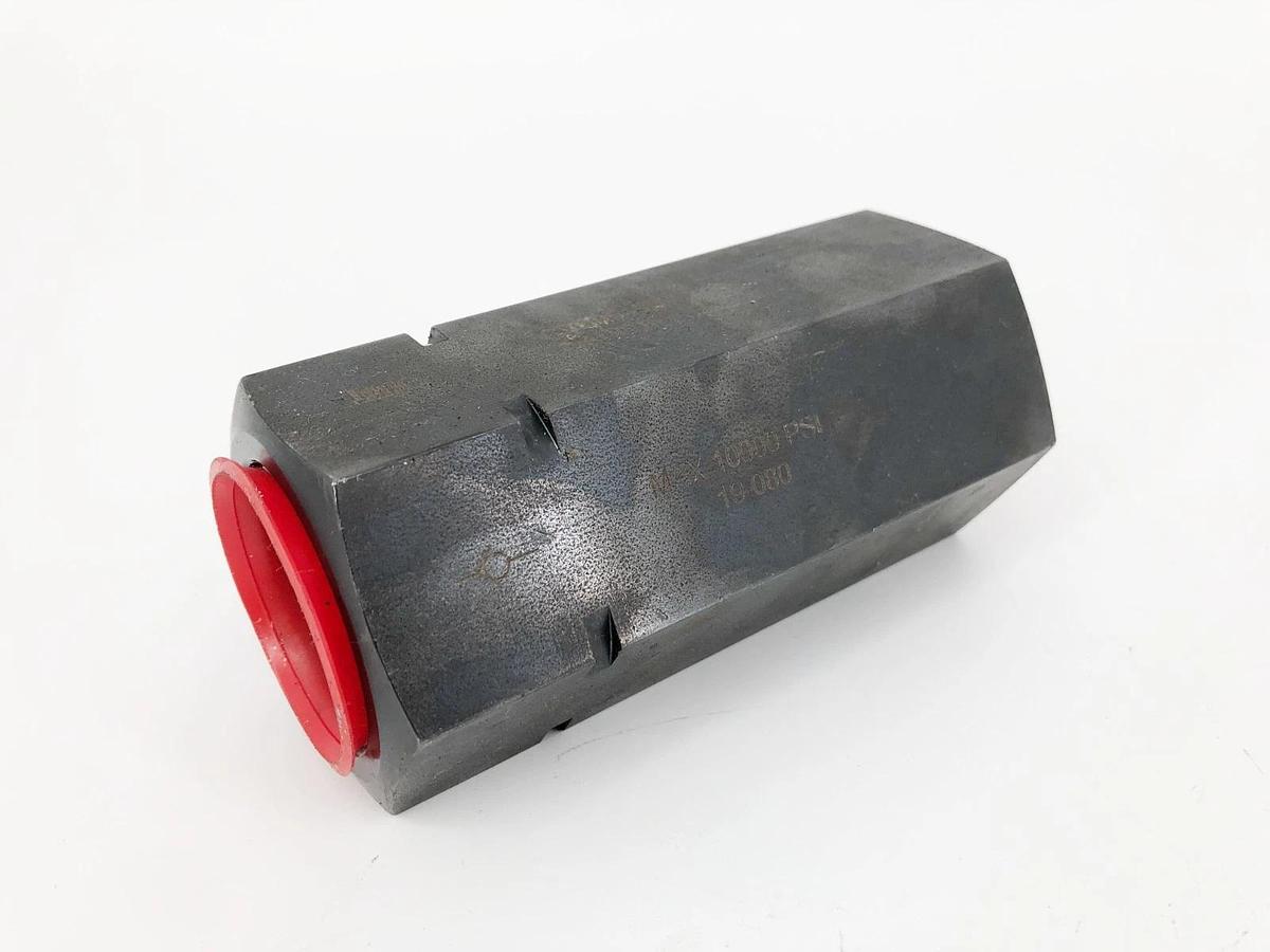 New DMIC CVH051500N Check Valve 1-1/2" NPT 10000psi 5psi Cracking - No Box