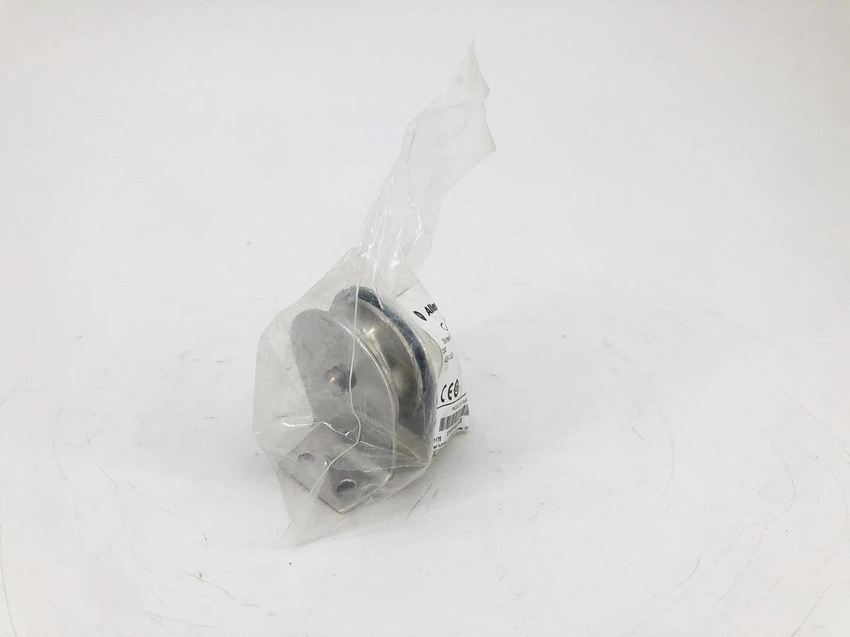 New Allen-Bradley 440E-A13206 Ser. A Lifeline Cable Pull Switch Stainless
