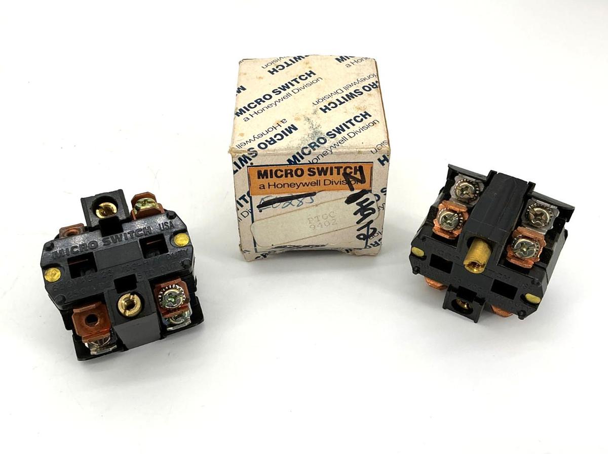 Used Lot of 2 Honeywell Micro Switch PTCC Contact Block 2NC 2NO 600VAC