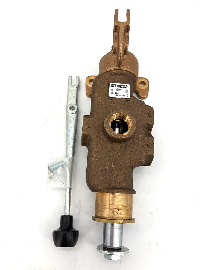 New Parker M08764643 Manual Directional Control Valve 4W2P - No Box