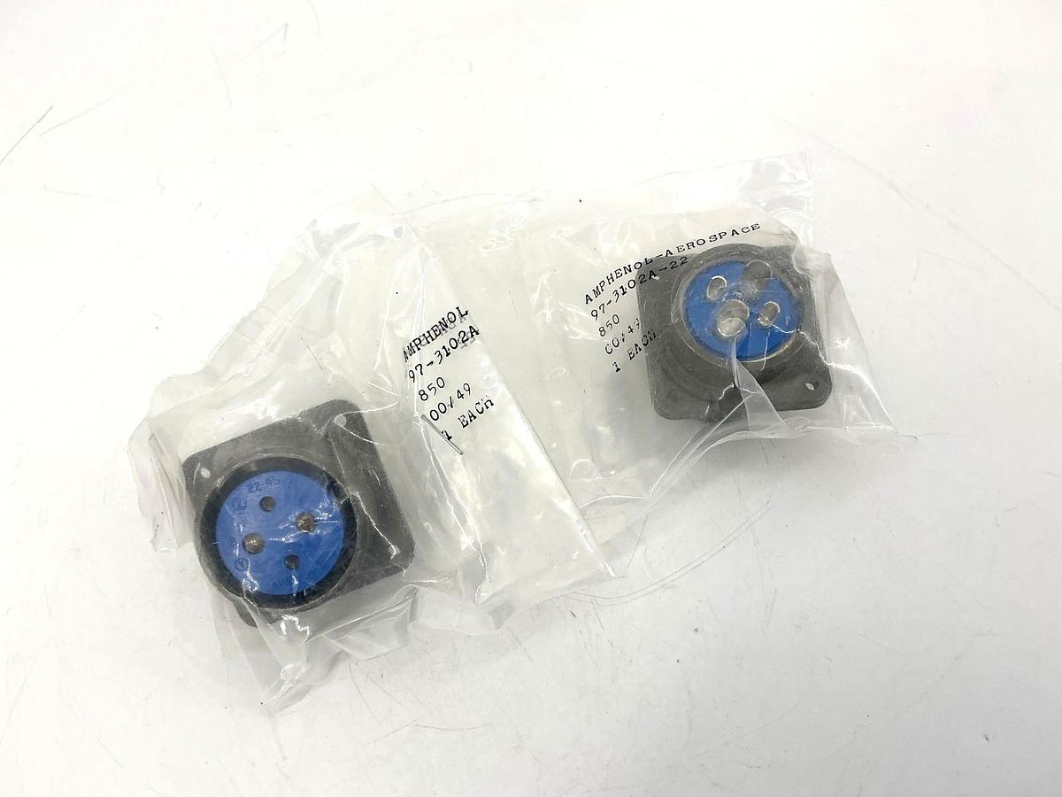 Lot of 2 New Amphenol 97-3102A-22 Connector Receptacle Male/Female 4-Pin