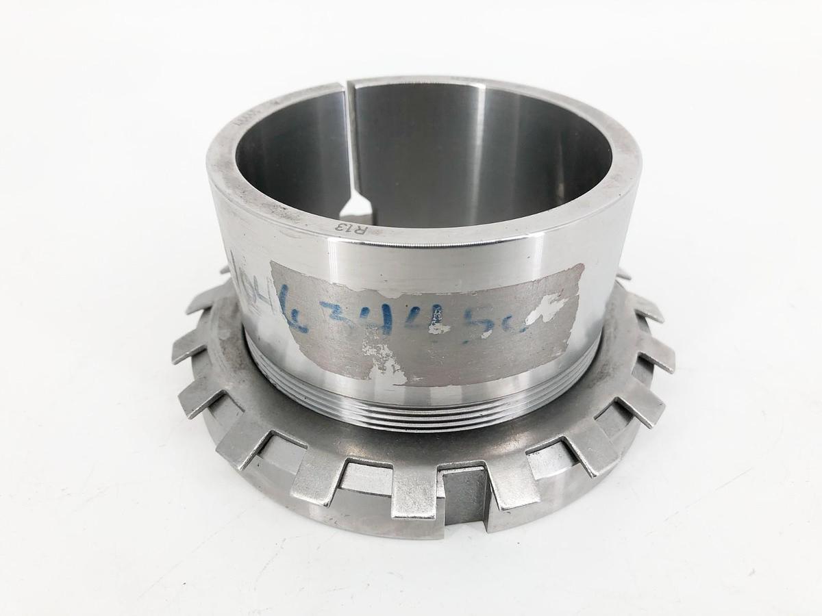 New H 320 Adapter Sleeve 90mm Bore 130mm OD 71 mm OAL - No Box