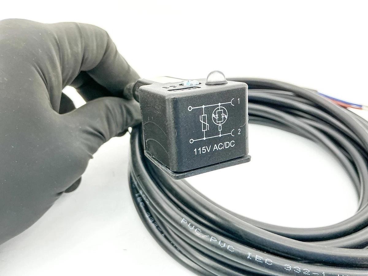 New HTP CG1N02VL2C025-N 3 Wire Solenoid Connector Cable 115V