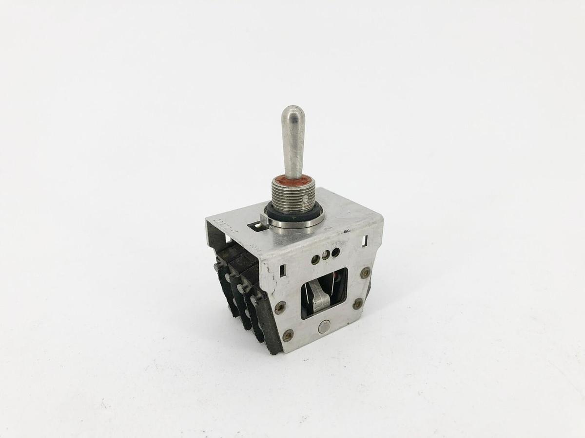 New Honeywell 22AT2-T Toggle Switch 8PDT 5A 250VAC 30VDC