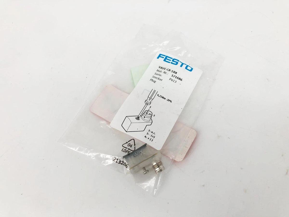 Lot of 2 New Festo VAVE-C8-1R8 Solenoid Valve Adapter 571686 P413