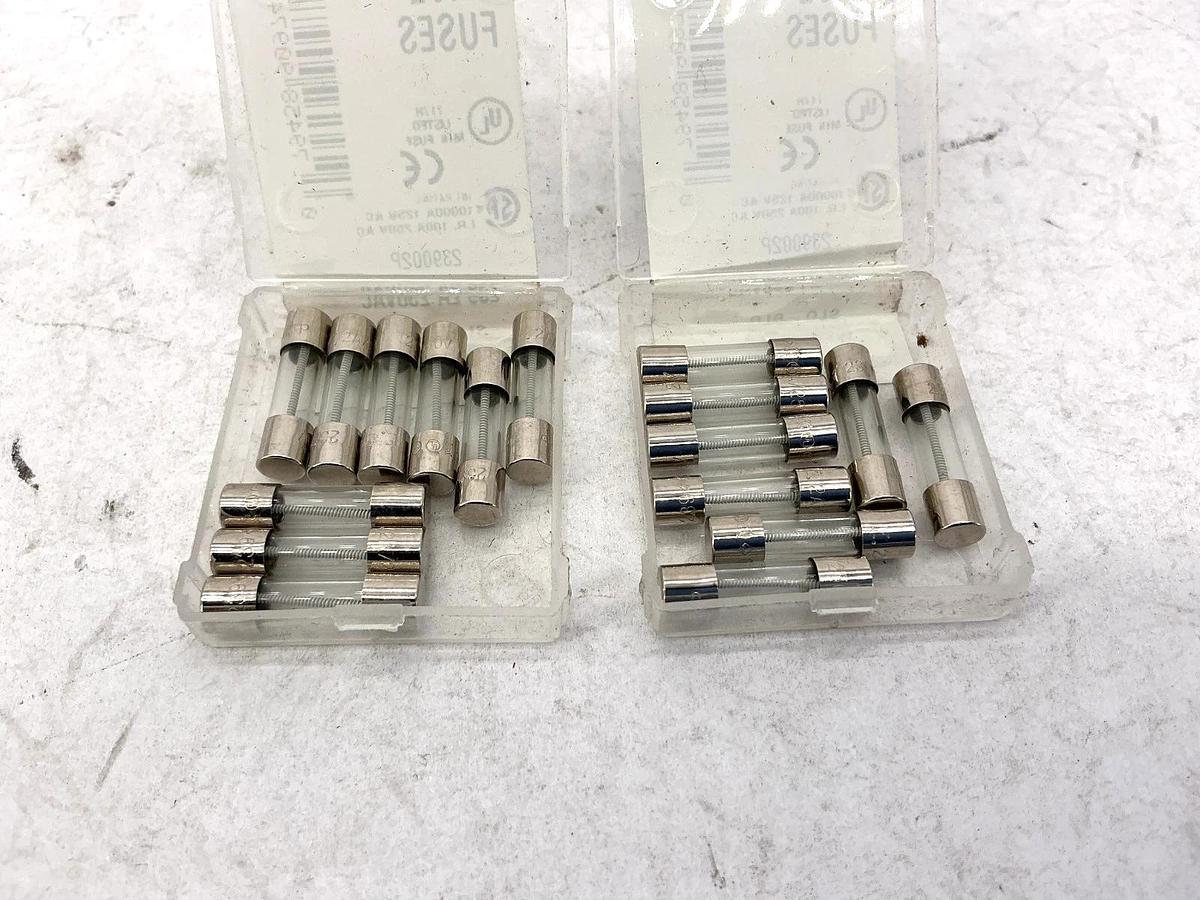 Lot of 17 New Littelfuse 239002P Slo-Blo Glass Fuse 0239002.VXP 239 2A 250VAC