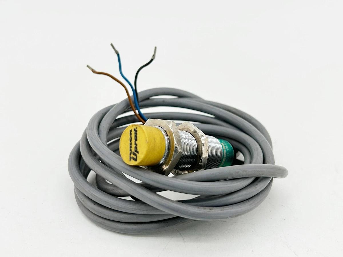 Used Turck NI12U-M18-AN4X Inductive Proximity Switch 12MM Range 10-65VDC 1 LED