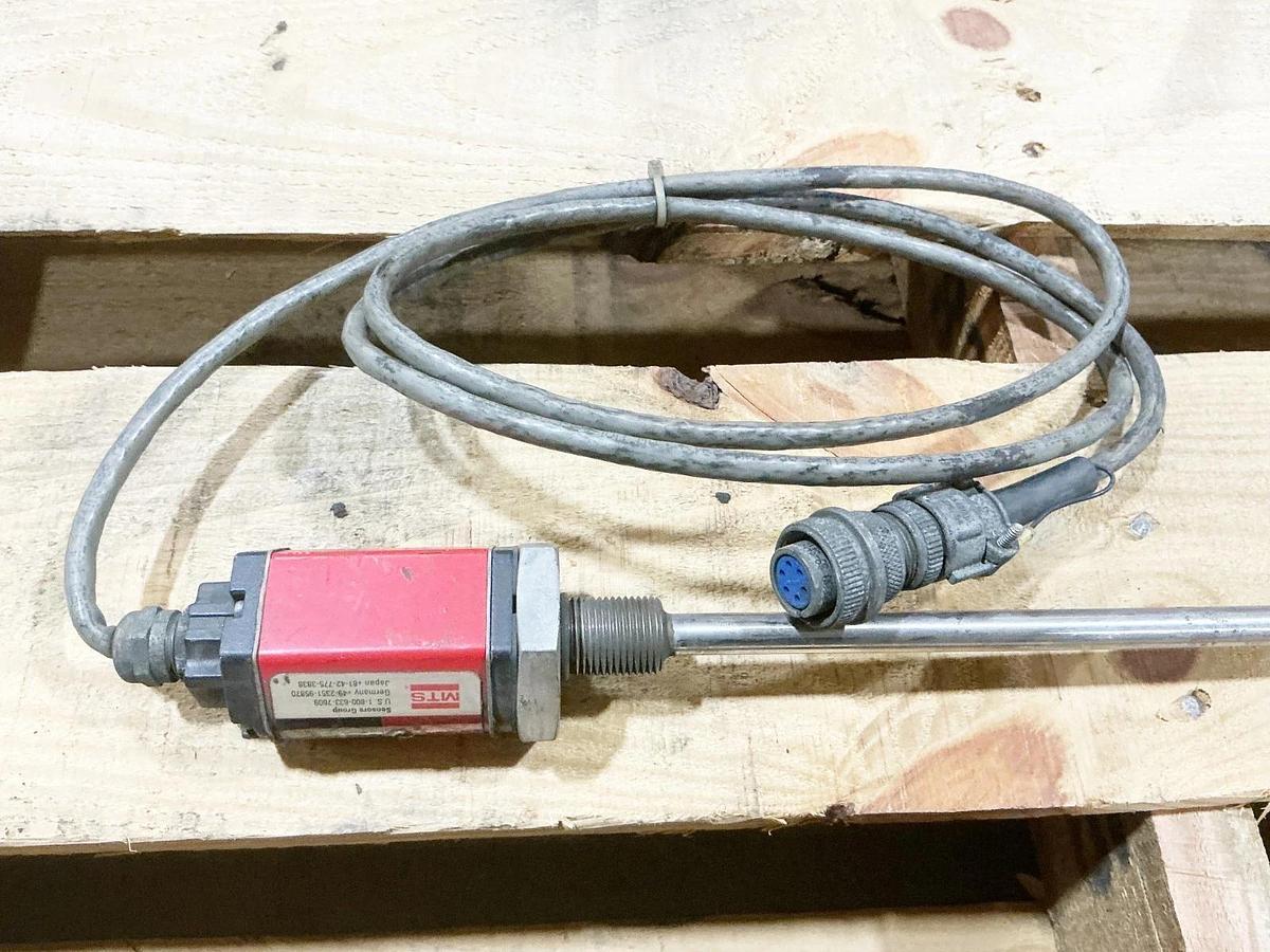 Used Temposonics Lasers LHSR105U02854N0 Probe Sensor GRD 9.1110” 2787.84m/s