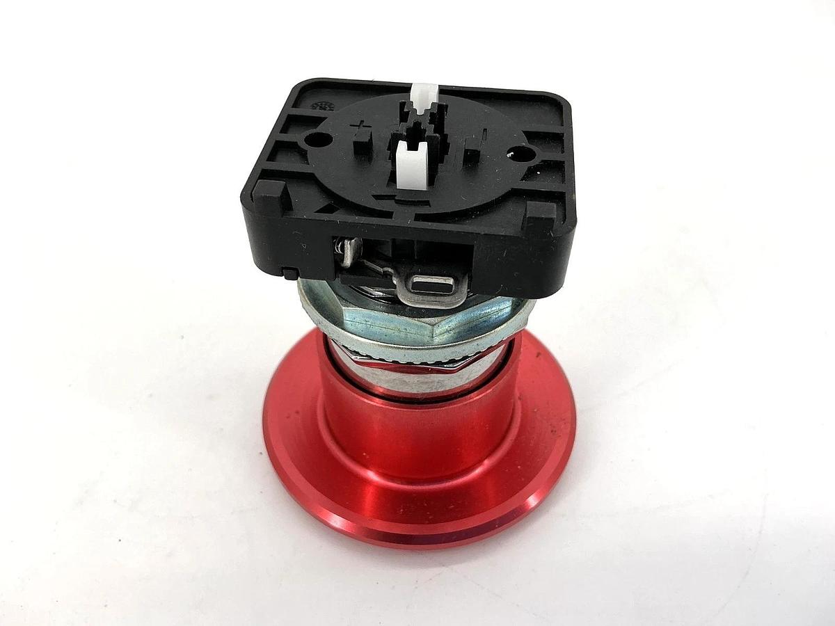 New Allen Bradley 800T-TFXLT6A4 Ser A Trigger Action E-Stop 2Pos Twist Release