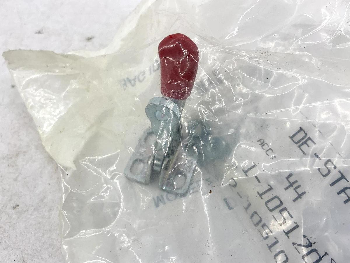 Lot of 3 New DE-STA-CO 205-SE Horizontal Manual Hold-Down Clamp