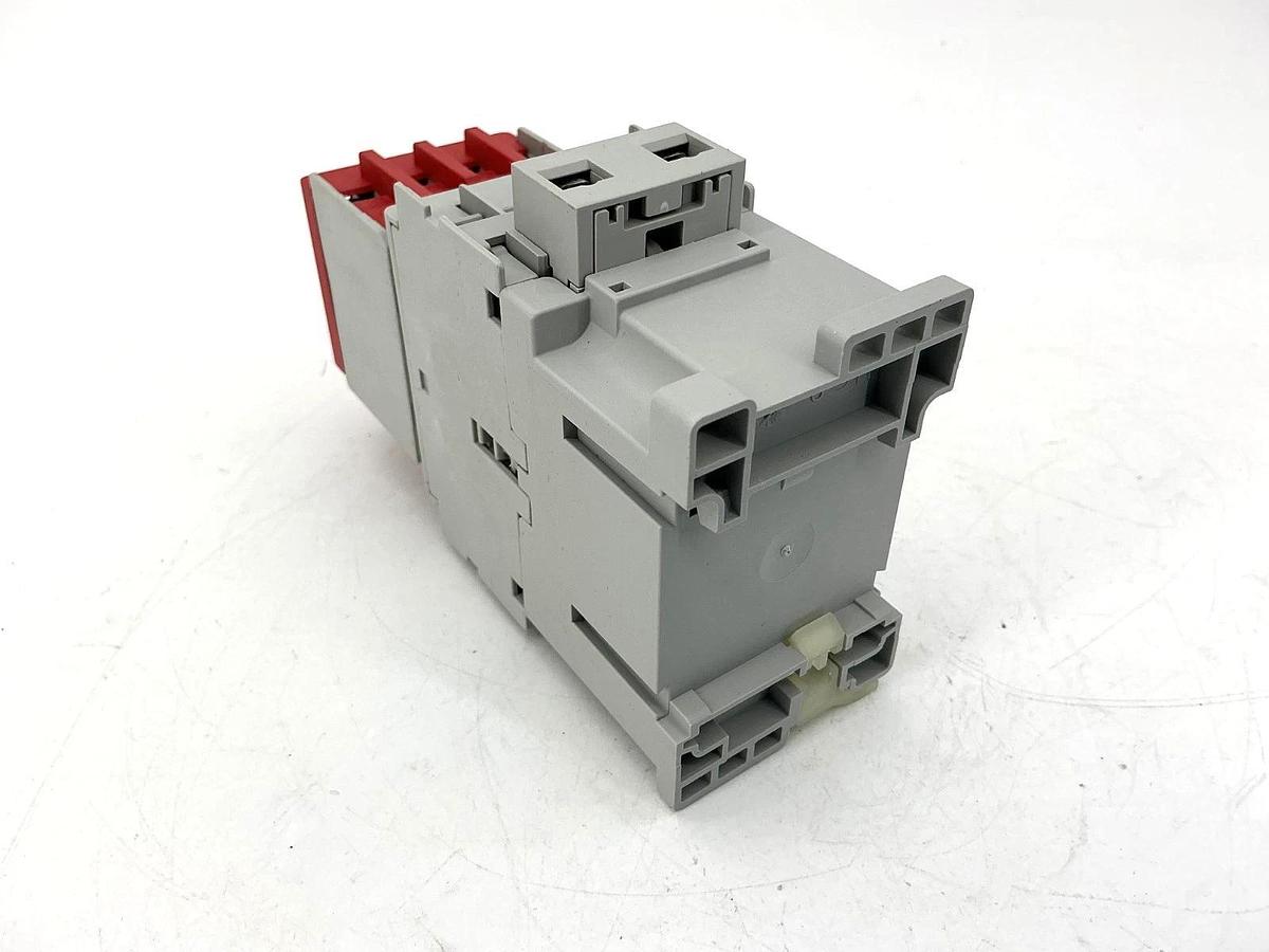 New Allen Bradley 100S-C09EJ14C Ser A Safety Contactor 1NOC/4NCC 9A Coil 24VDC