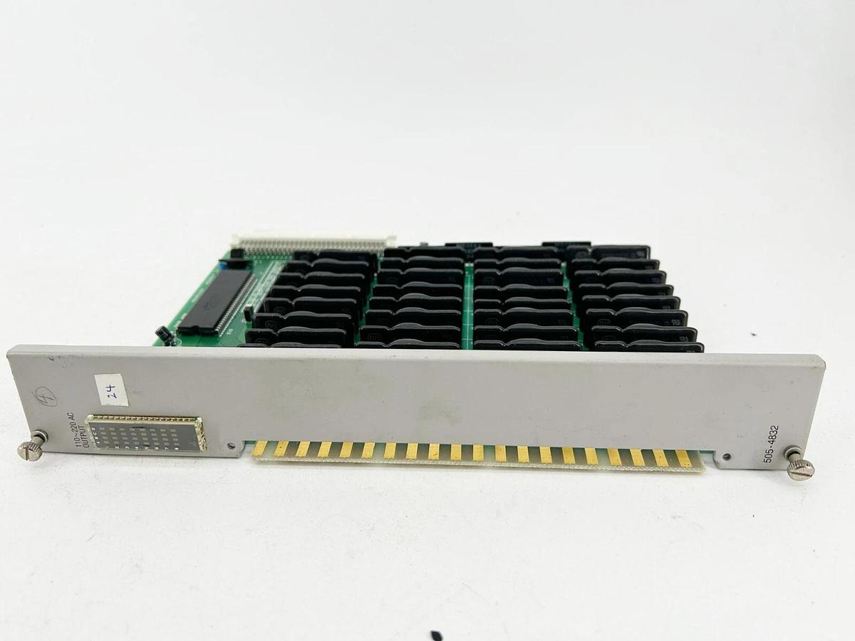 Used Siemens 505-4832 Digital Output Module 85-256 VAC 32 Outputs