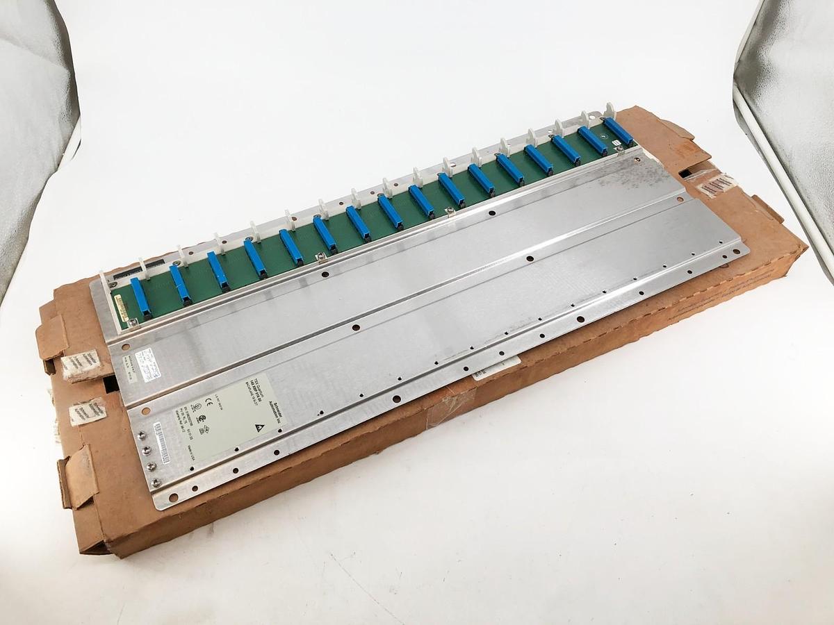New Schneider Automation 140XBP01600 Backplane 16-Slot