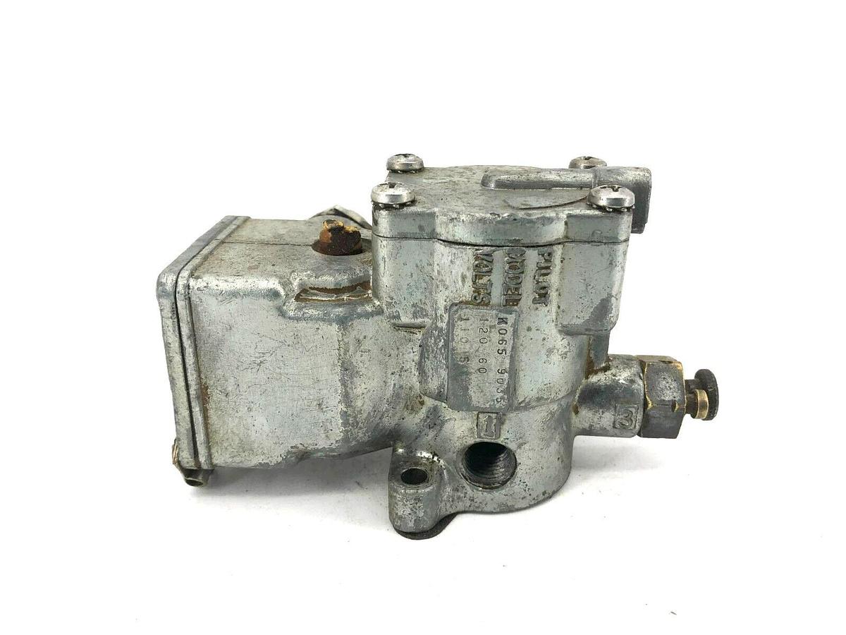 Used Parker K065-9035 Pilot Valve 110/120VAC 50/60HZ - No Manifold
