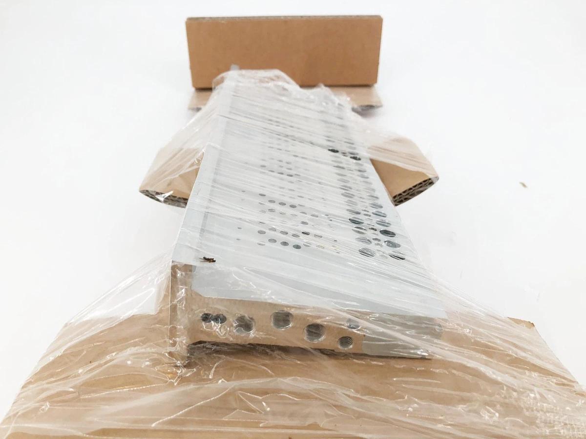 New Festo VABM-L1-10HWS2-G18-24-GR Manifold Rail 8058341