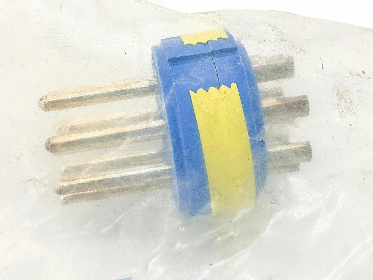New Amphenol 10-825812-23P Receptacle Male Insert 97-22-23P