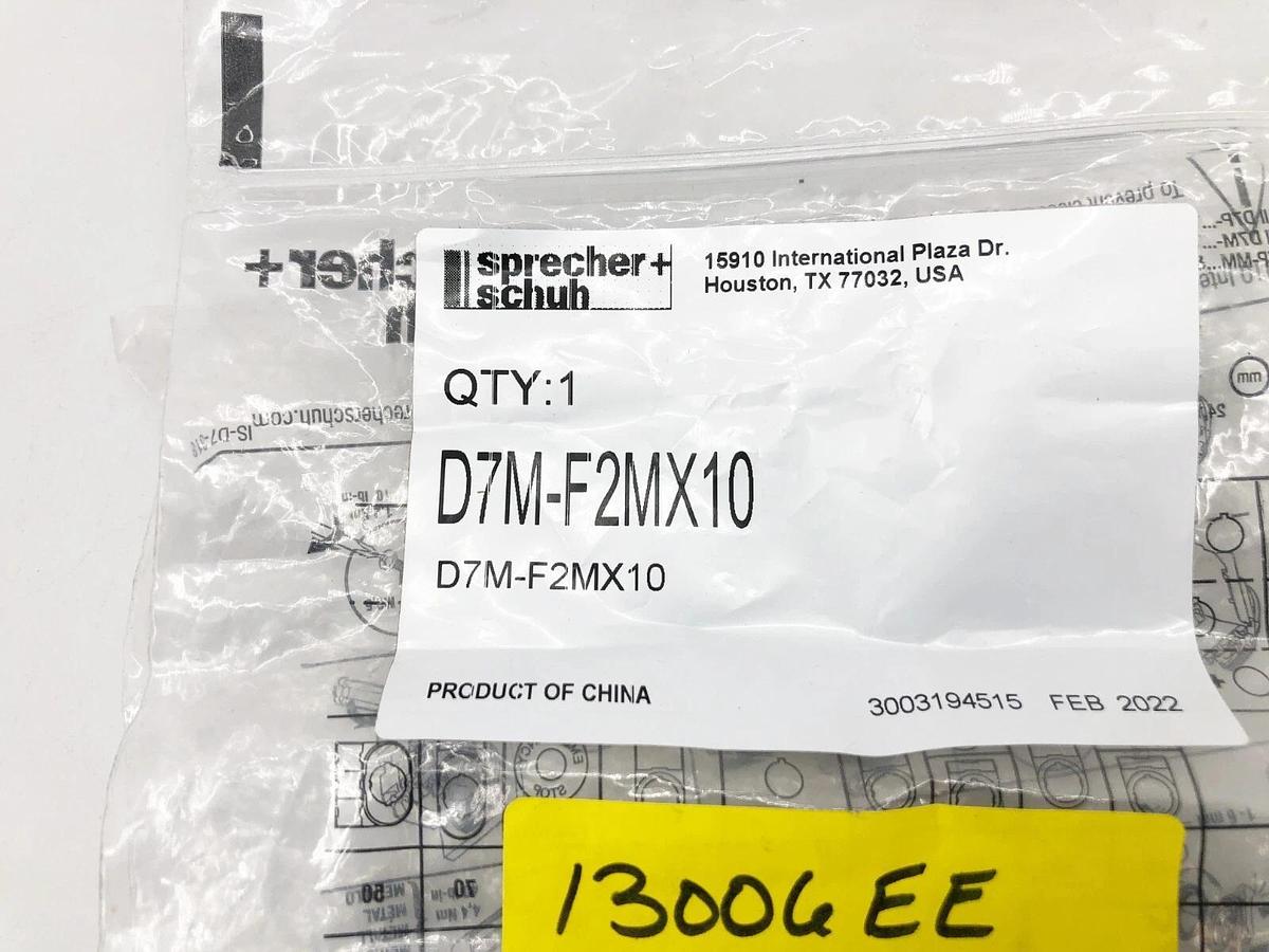 New Sprecher + Schuh D7M-F2MX10 Black Pushbutton Momentary 22mm