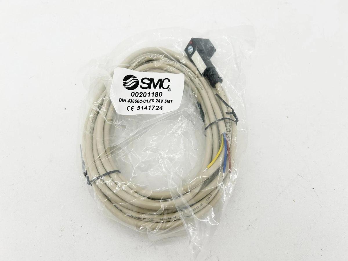New SMC 00201180 Cordset 43650C-C/LED 24V 5MT