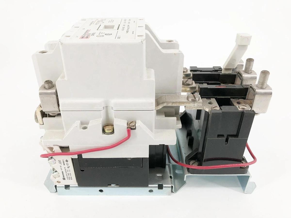 New Eaton A200M3CAC Non-Rev Starter 120V Coil 5277C13G02 3P NEMA 3 Model J
