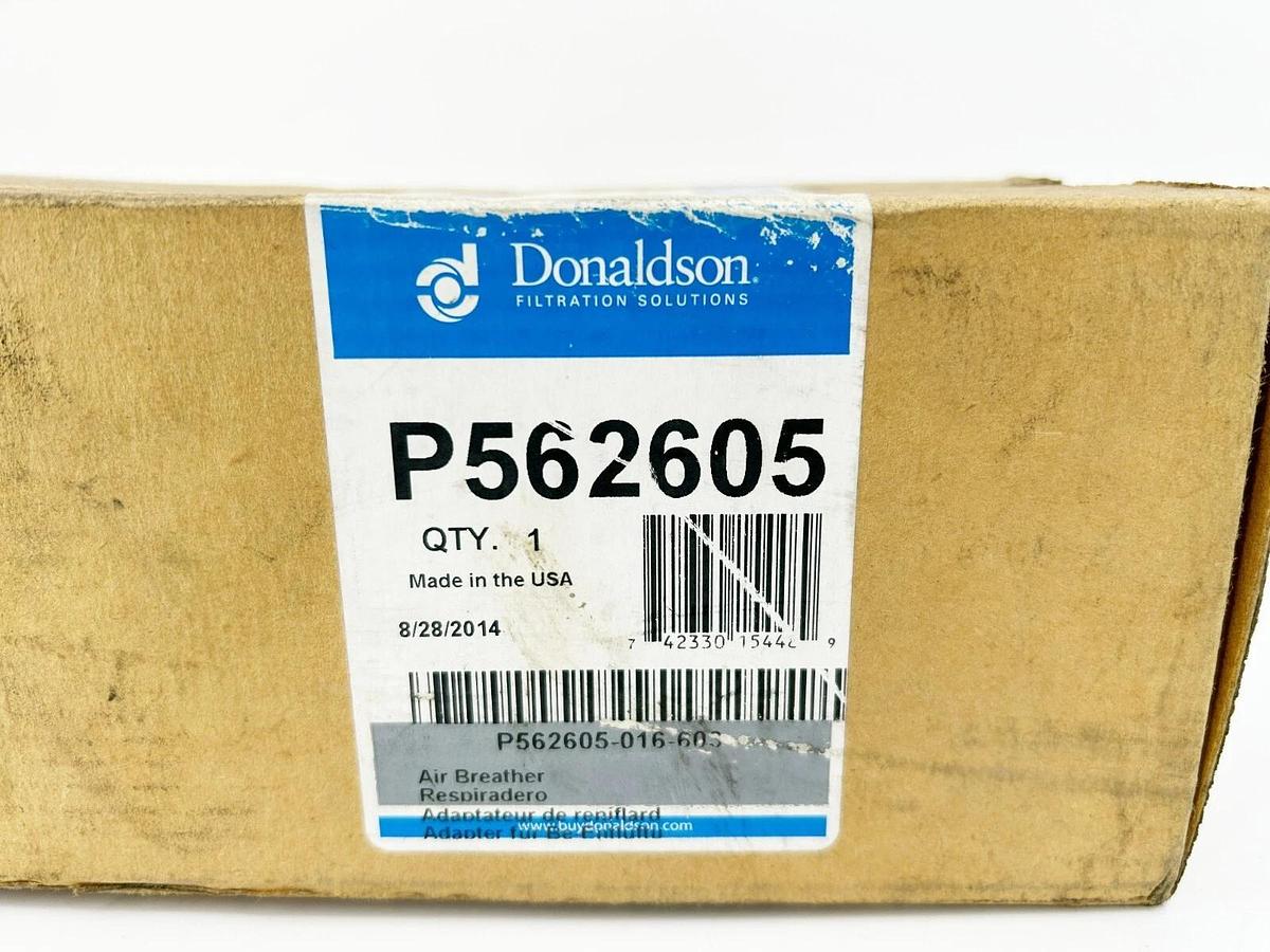 New Donaldson P562605 Filler Breather Assembly