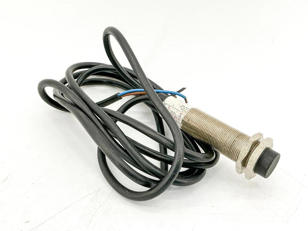 Used Allen Bradley 871C-N8B18 Inductive Proximity Sensor 10-30VDC Ser.A