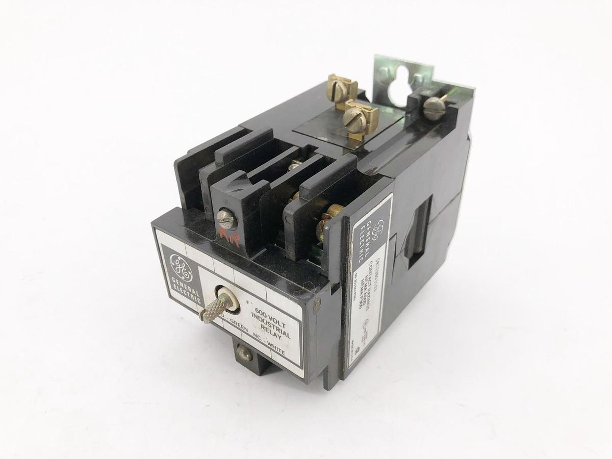 New General Electric CR120B03103 Industrial Relay 230V 10A 600V Max - No Box