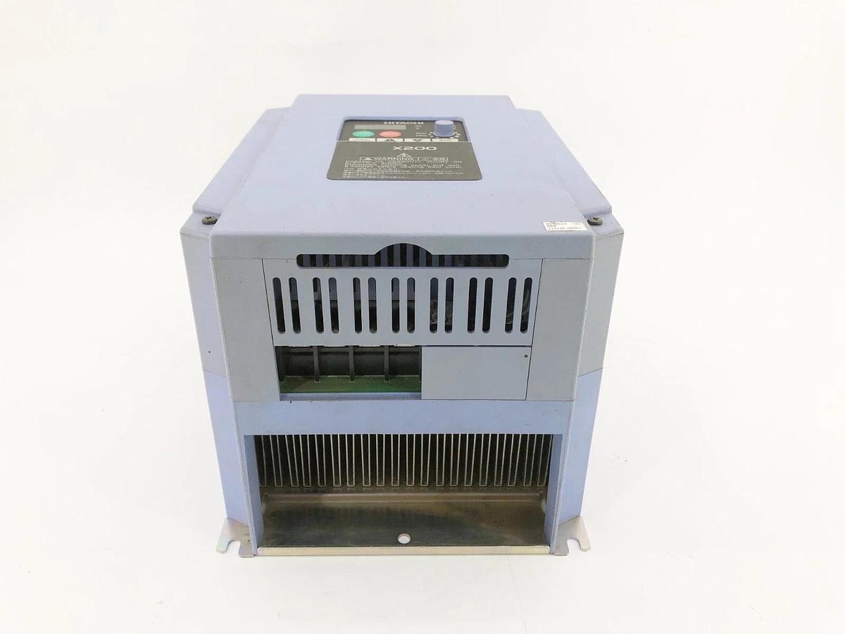 New Hitachi X200-055HFU2 3-Phase Inverter 5.5KW 7.5HP 380-480V 06B T12120 AC003