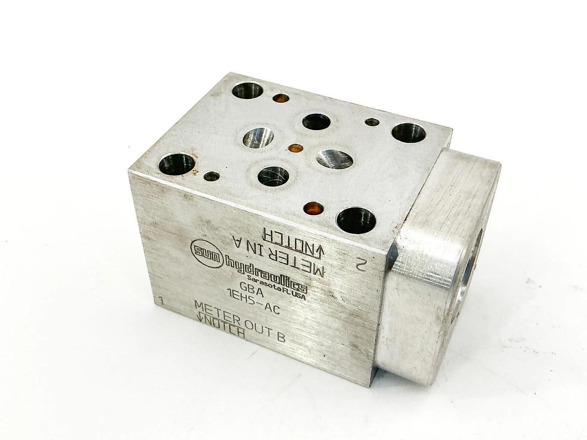 Used Sun Hydraulics GBA Valve Sandwich Manifold 1 Port