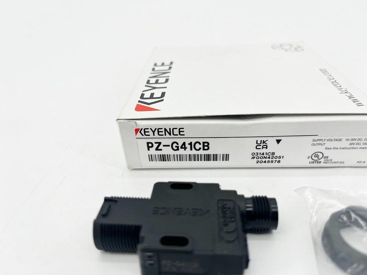 New Keyence PZ-G41CB Diffuse Reflective Sensor with M12 Connector
