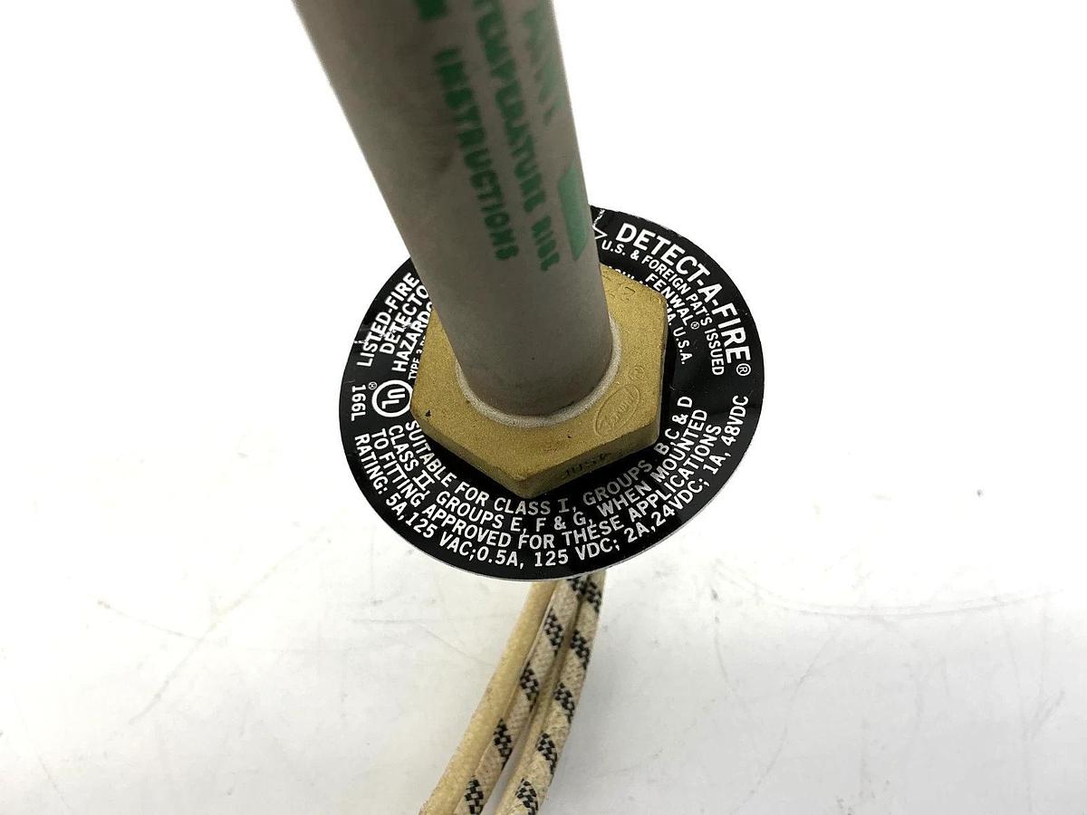 New Fenwal 12-G27121-000-07 Detect-a-Fire Temp Sensor 450F 5A 125VAC - No Box