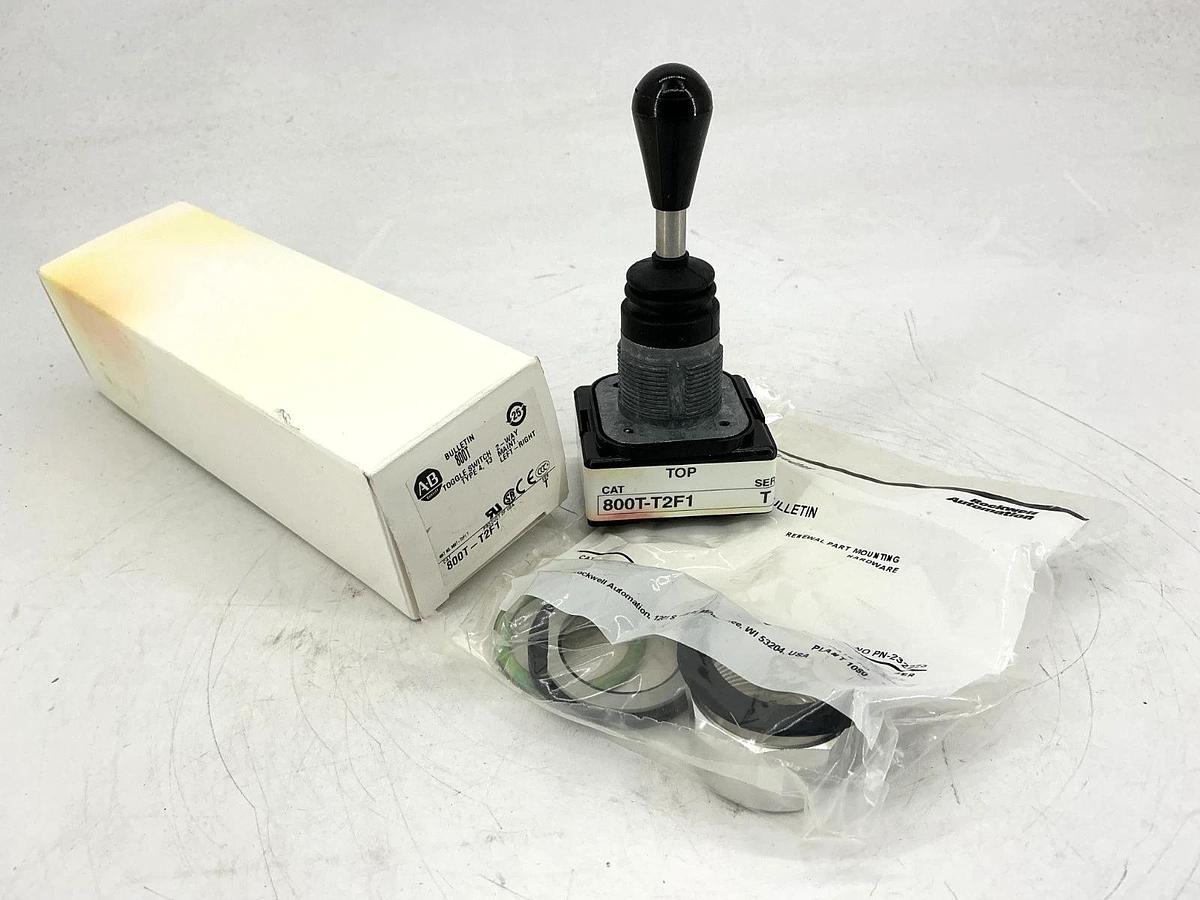 New Allen Bradley 800T-T2F1 Ser T Toggle Switch 2-Way Left/Right Type 4 & 13