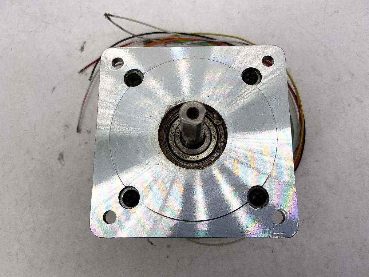 Used Pacific Scientific E32NRFT-LNF-NS-00 Stepper Motor 1.8-Step 2.6A 170V 210W 1500R