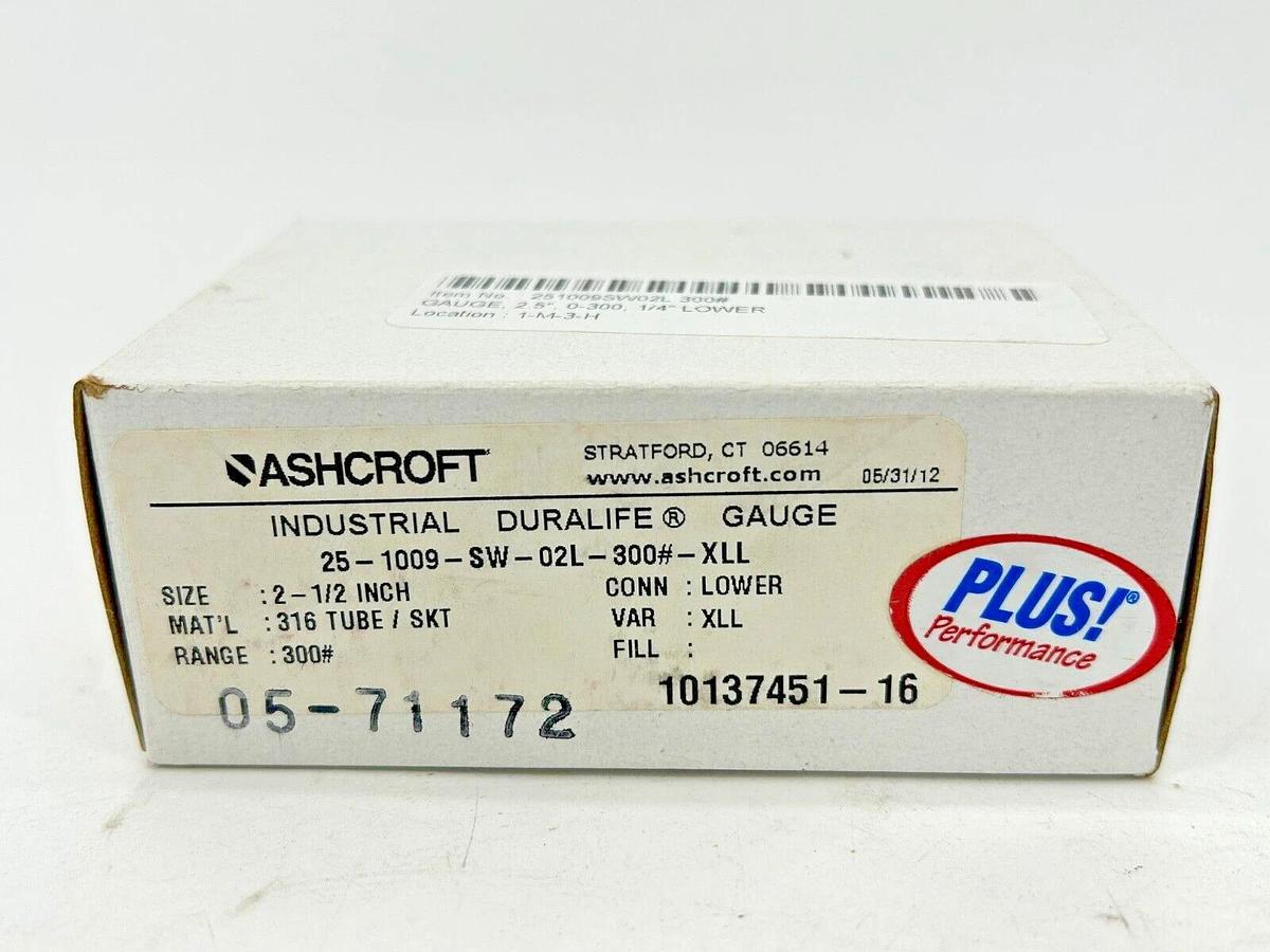 New Ashcroft 25-1009-SW-02L-300#-XLL Pressure Gauge 2-1/2" Dial 300PSI 316 Tube