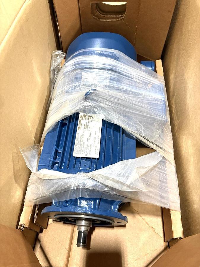 New SEW Eurodrive DRN100L4/FG/EK8S/DH 5HP Inverter Duty Motor 230/460V 1758RPM