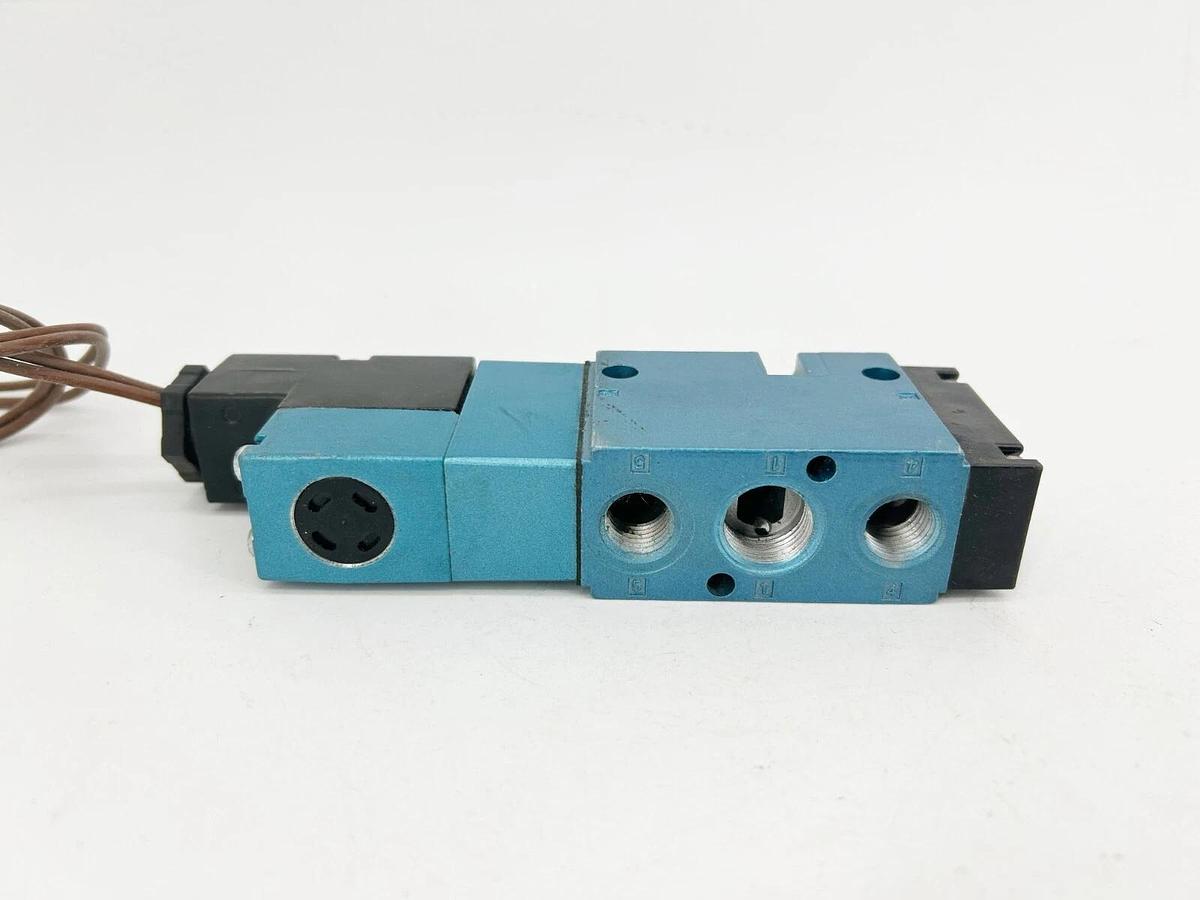 New MAC Valves 811C-PP-112CA-152 Solenoid Valve 120V 6.8W 20-150psi 28669