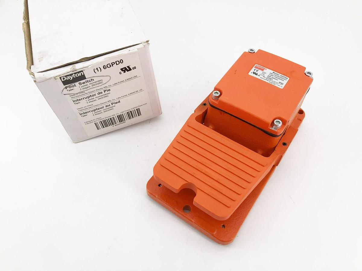 New Dayton 6GPD0 Type 1 Foot Switch Momentary 25A 125/250/480VAC 2HP 250VAC
