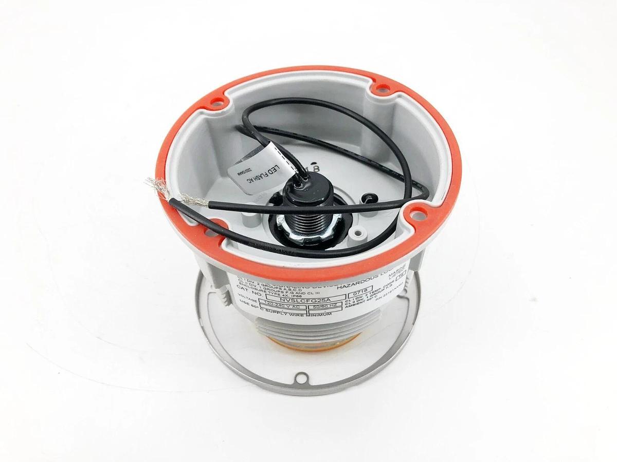 New Hubbell Killark NVSLCFG26AWW Flashing Amber LED Light 12-80VDC Gray Fixture