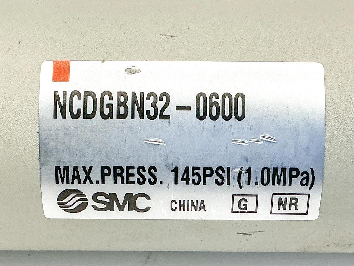 New SMC NCDGBN32-0600 Pneumatic Cylinder 145PSI 1-1/4" Bore 6" Stroke - No Box